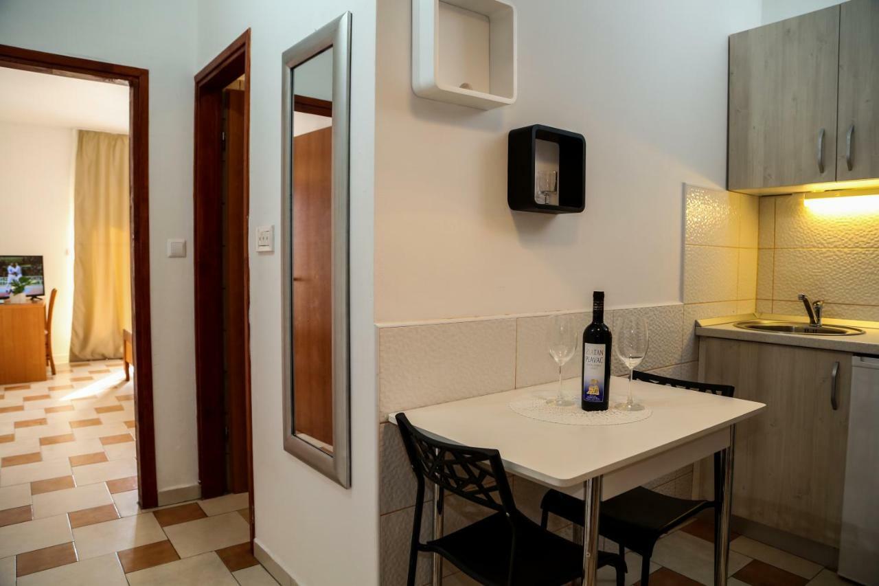 Matea Milna Apartment