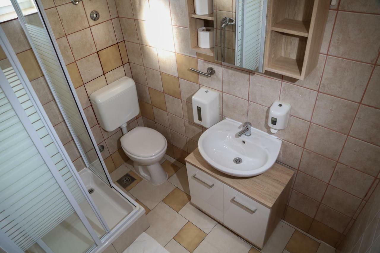 Matea Milna Apartment
