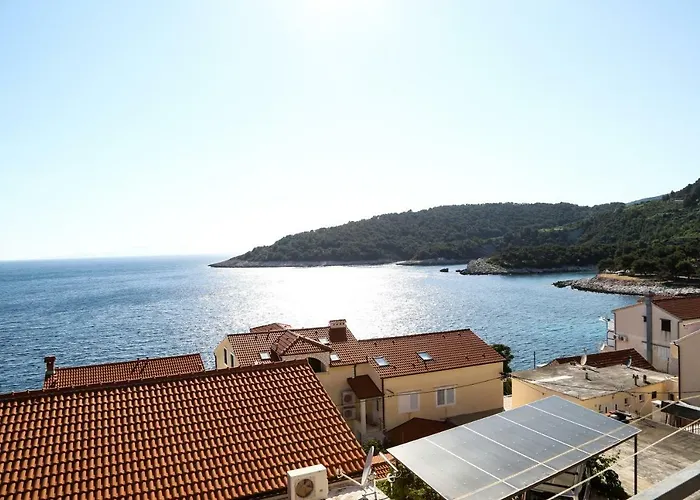 Matea Apartments Milna